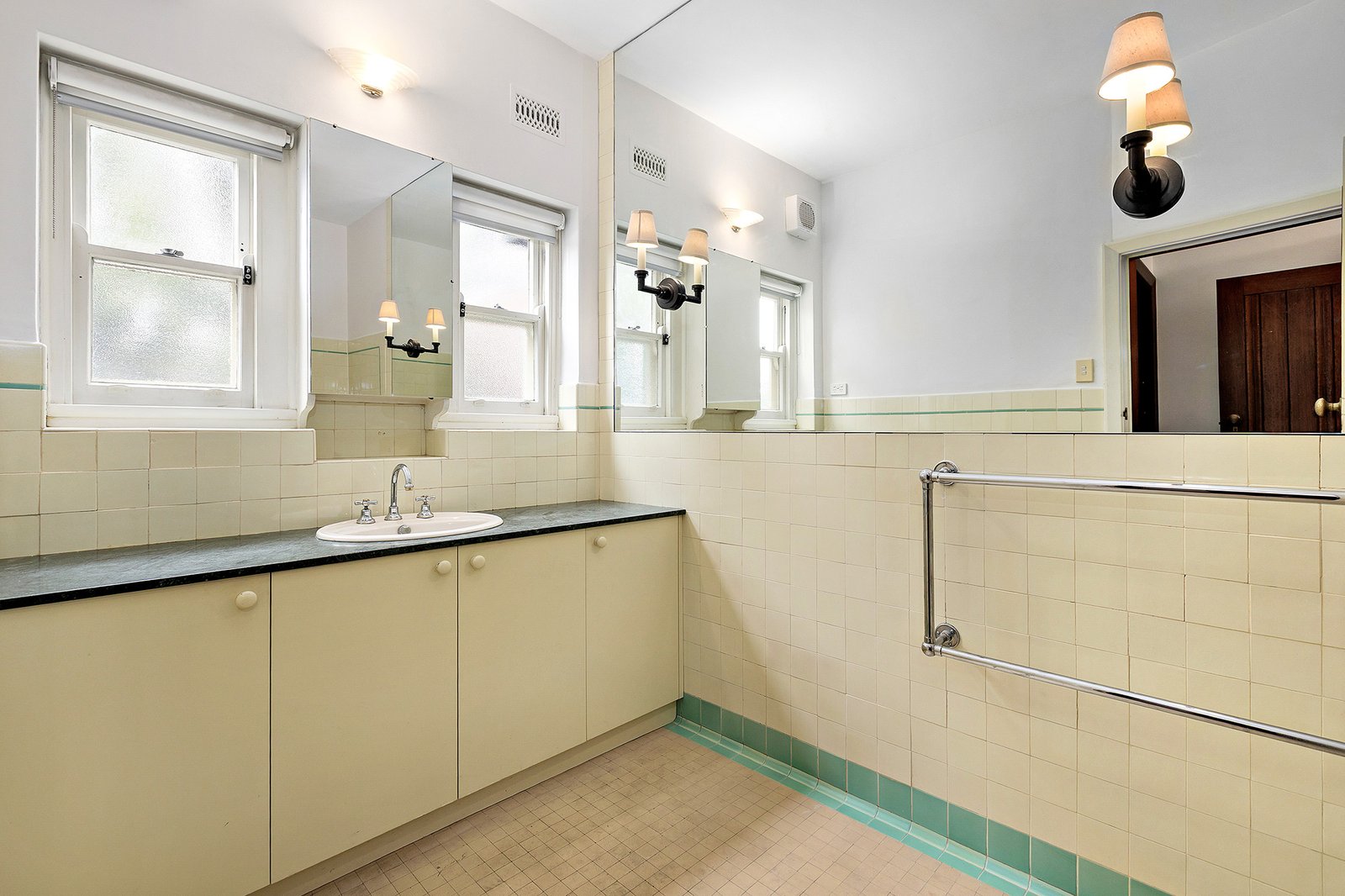 Real Estate and Property in 9/422 Glenferrie Road, Kooyong, VIC