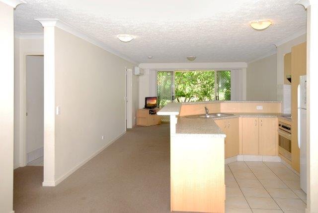 9/437 Golden Four Drive TUGUN 4