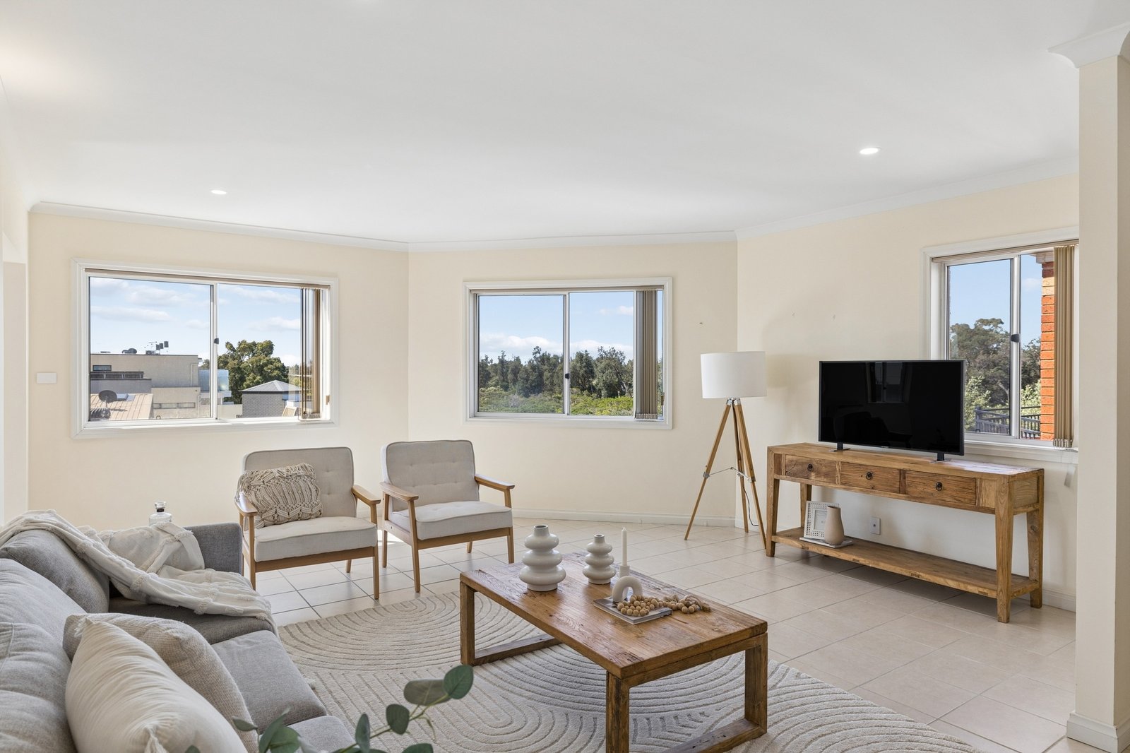 Gallery: 9/46-47 Nepean Highway