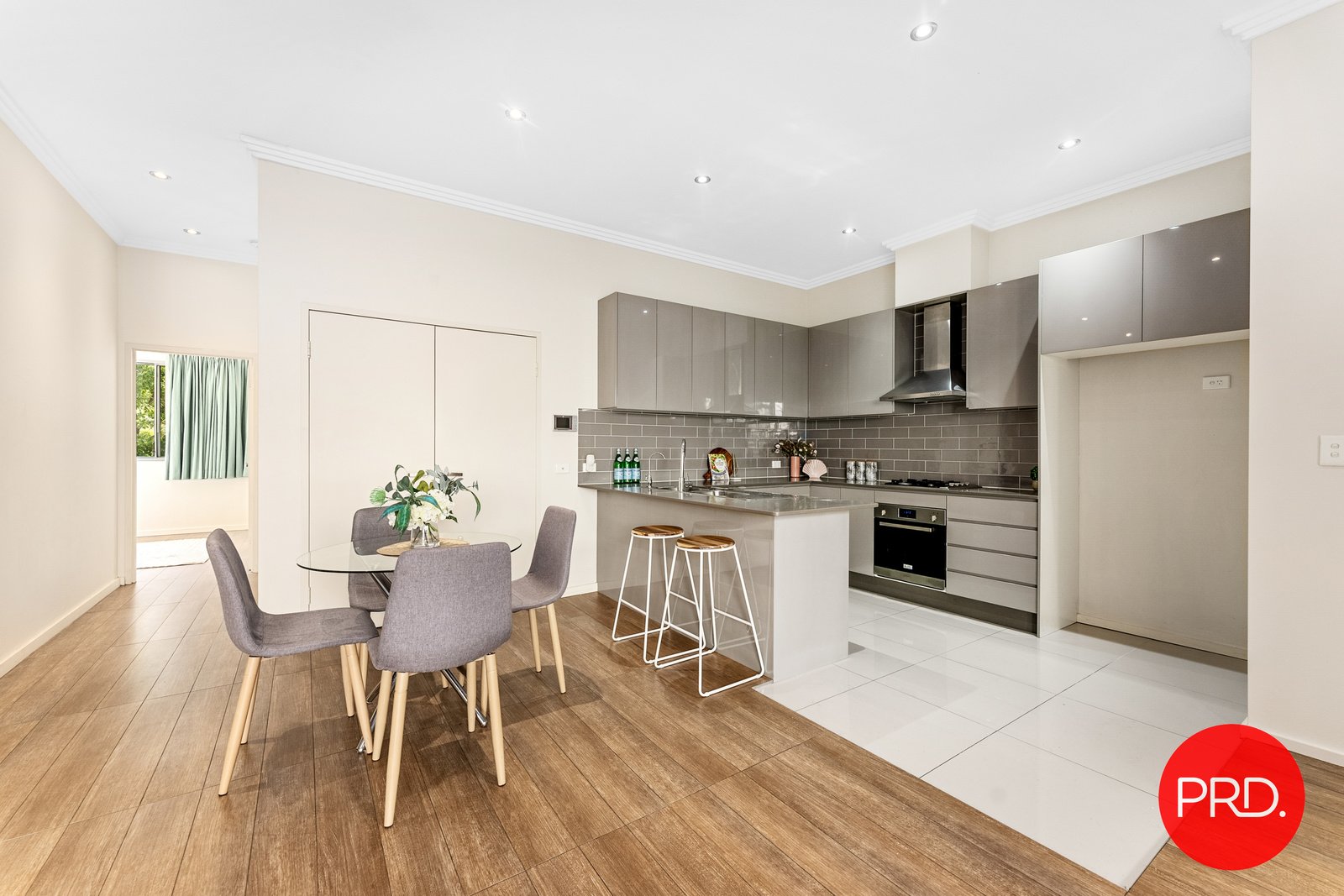 9/46-48 Beach Street KOGARAH 2