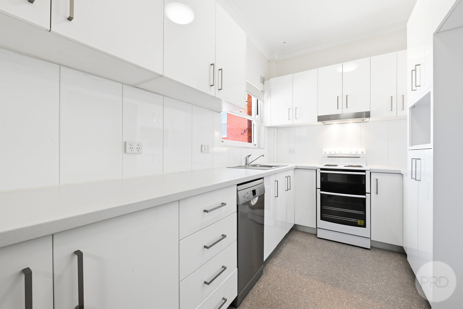 9/46 Oatley Avenue OATLEY 4
