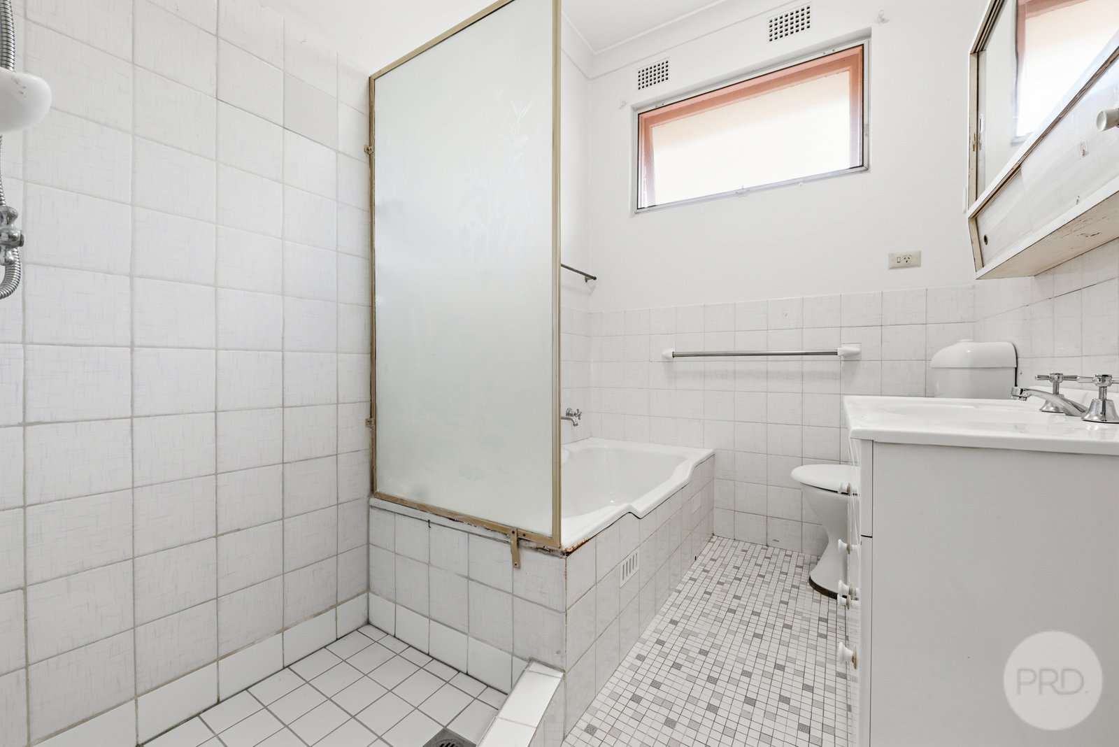 9/46 Oatley Avenue OATLEY 9