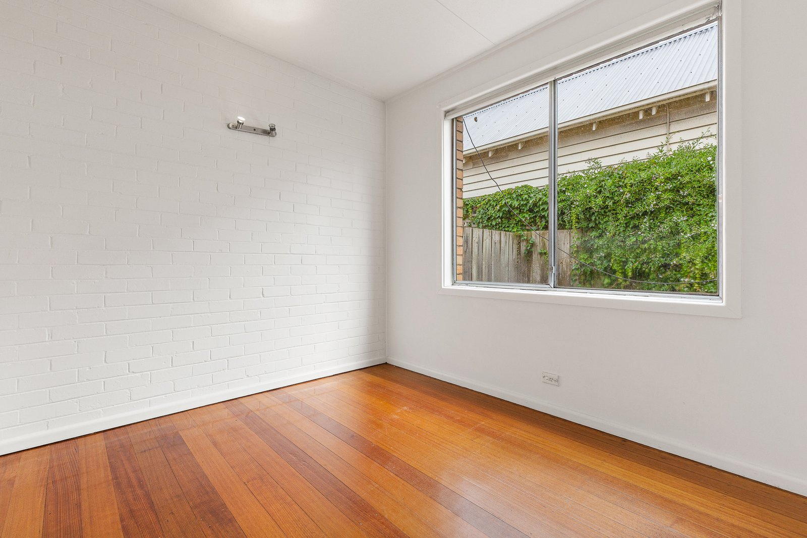 Gallery: 9/467 New Street