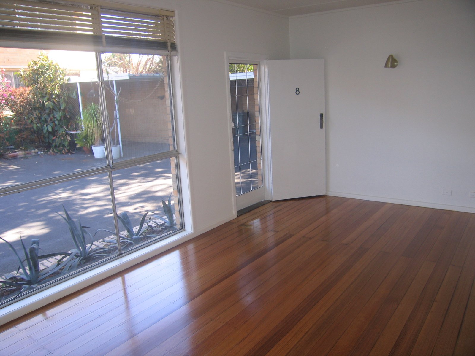 Gallery: 9/467 New Street