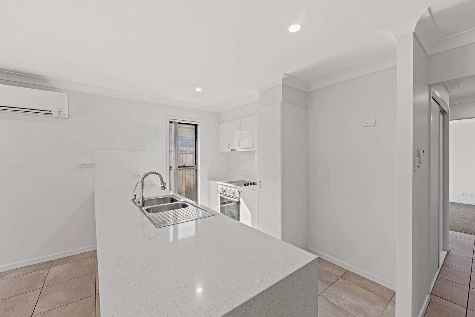 94a Dixon Drive PIMPAMA 3