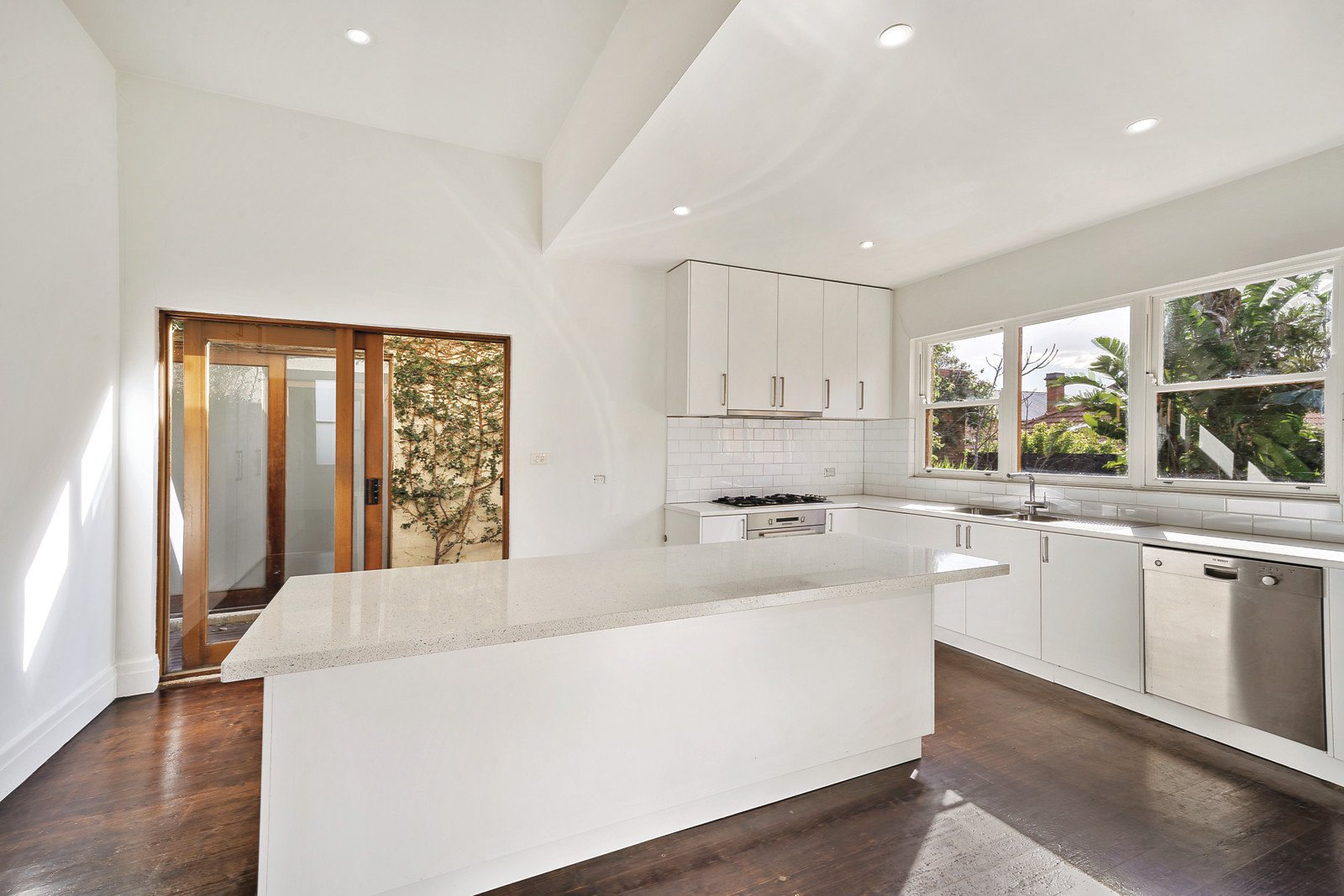 95 Albert Street, Windsor, VIC