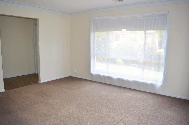 95 Atherton Crescent TATTON 2