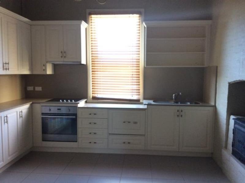 95 Denne Street TAMWORTH 2