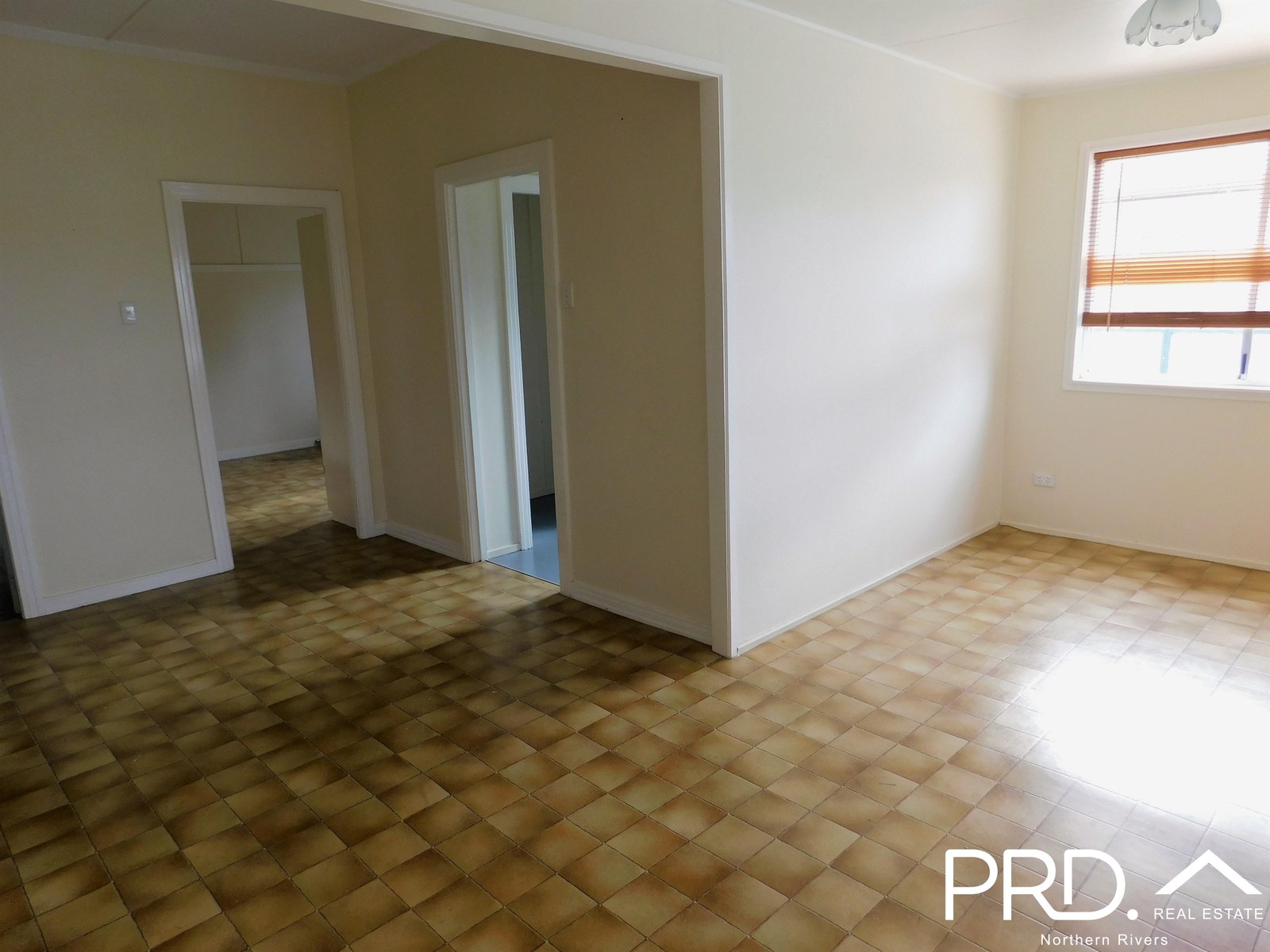 95 Dyraaba Street CASINO 10