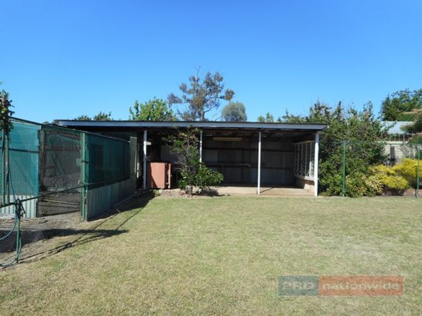 95 Fitzroy Street TUMUT 10