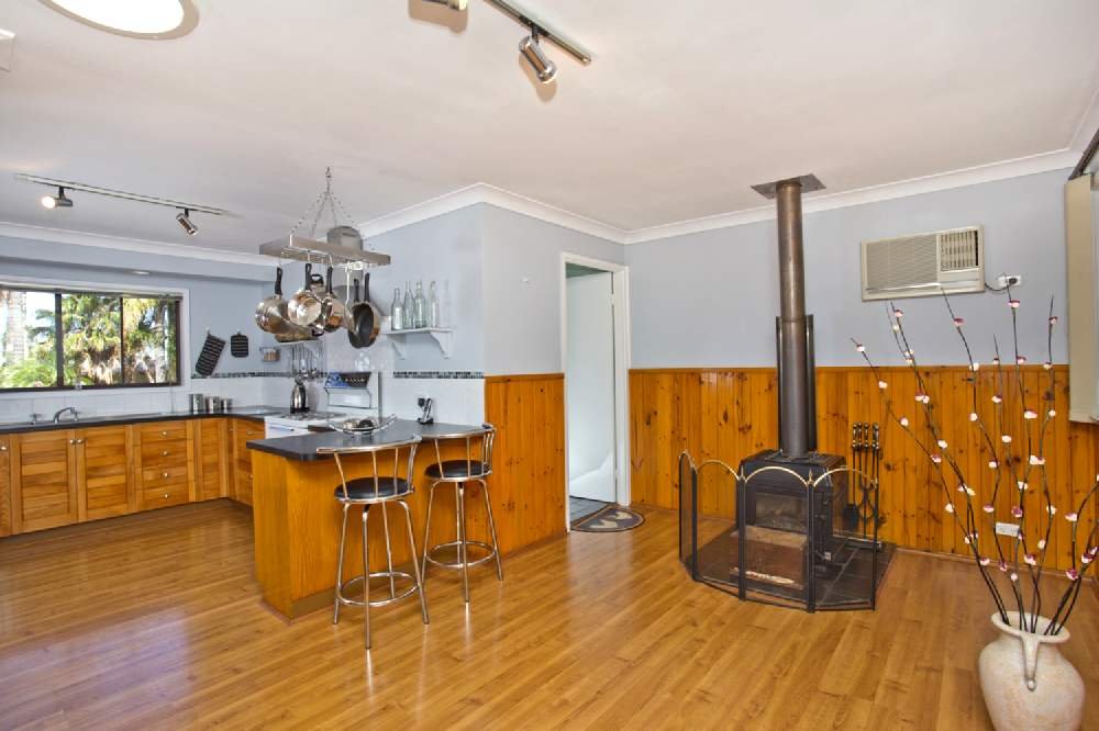 95 High Street WALLALONG 11