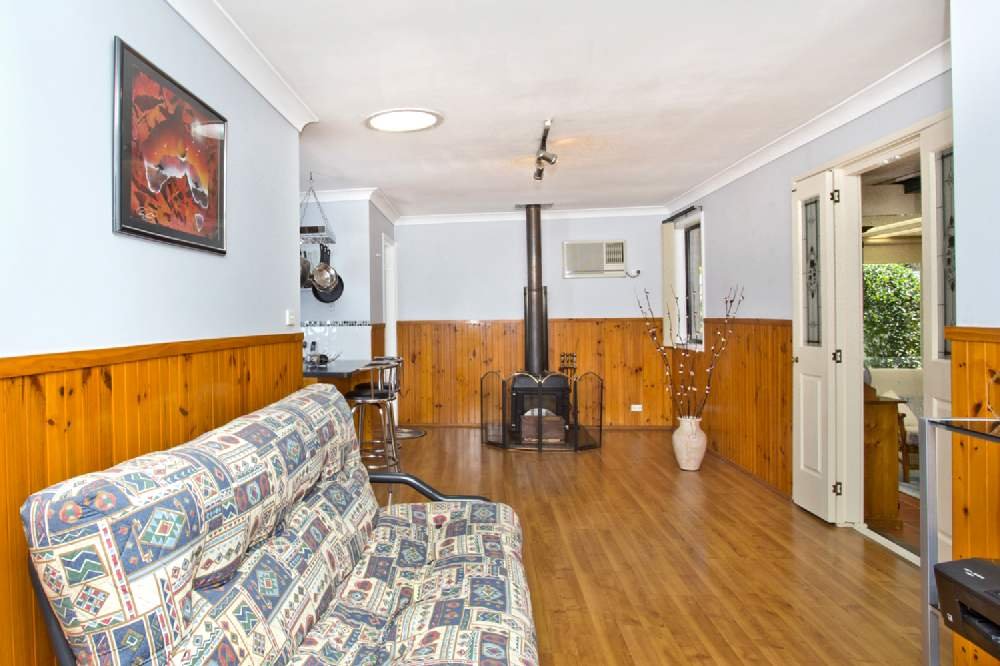 95 High Street WALLALONG 12