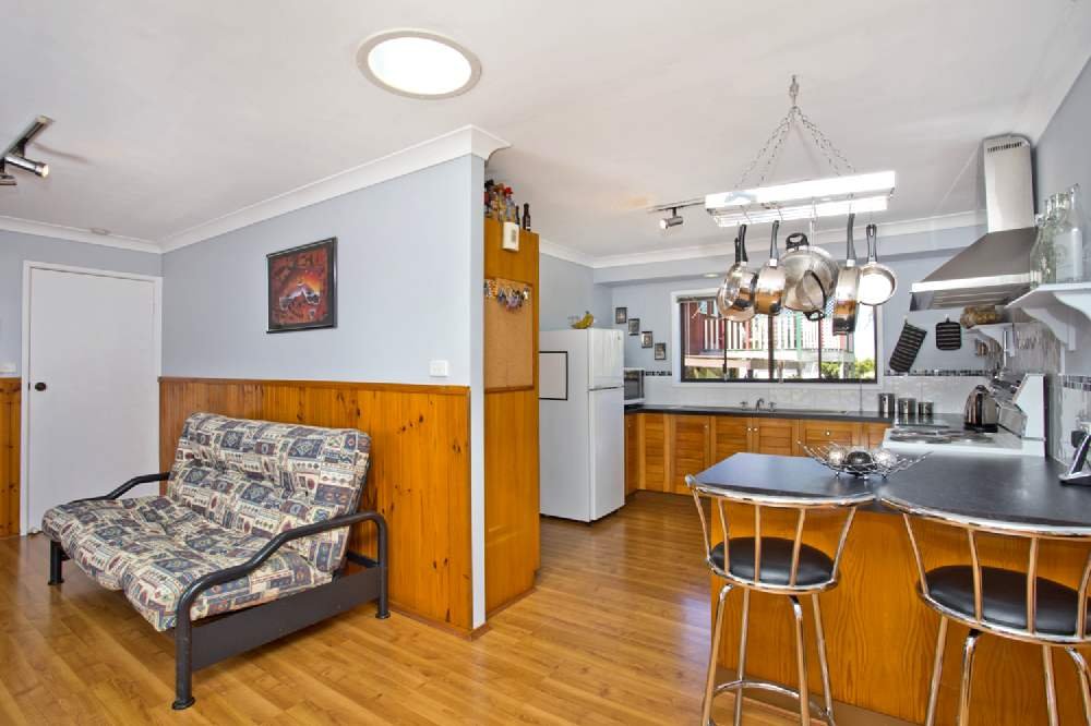 95 High Street WALLALONG 14