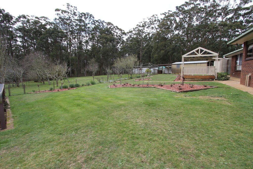 95 McPhans Road MOLLONGGHIP 13