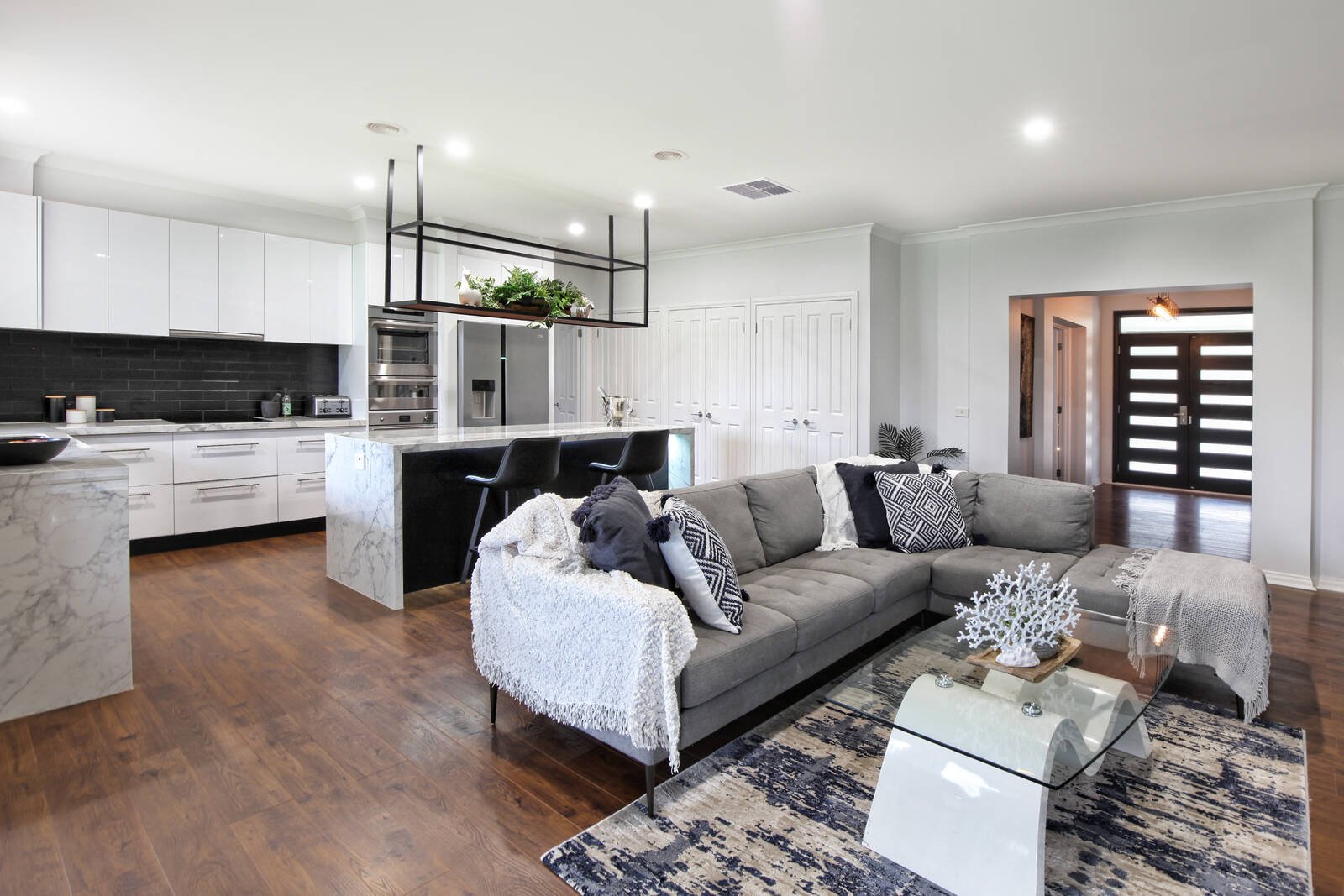 Real Estate and Property in 95 Muntzs Road, Woodend, VIC