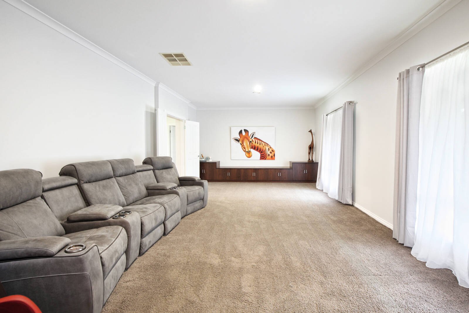 Real Estate and Property in 95 Muntzs Road, Woodend, VIC