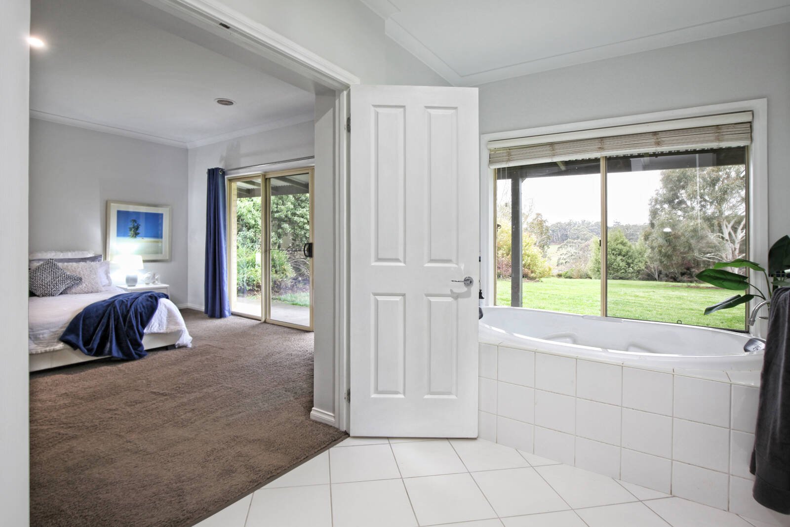 Real Estate and Property in 95 Muntzs Road, Woodend, VIC