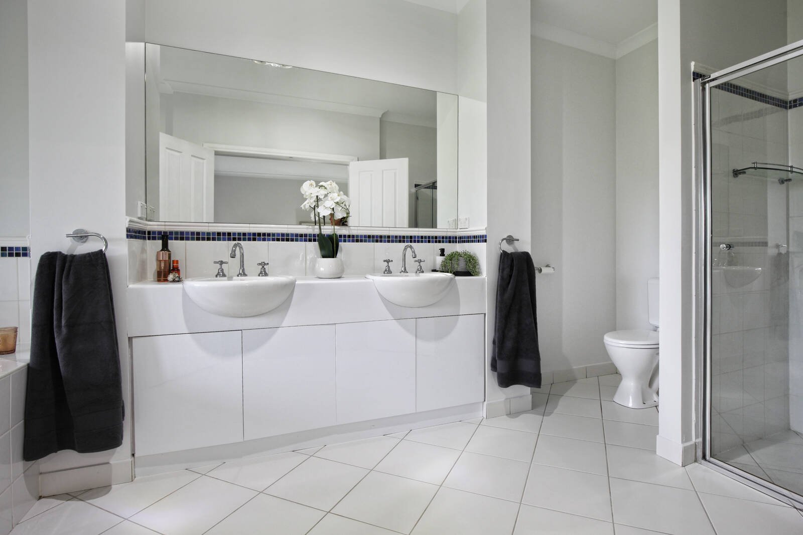 Real Estate and Property in 95 Muntzs Road, Woodend, VIC