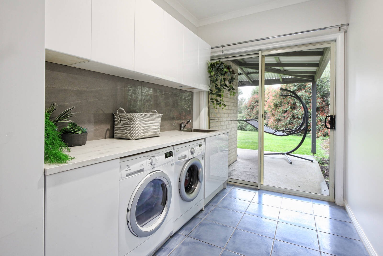 Real Estate and Property in 95 Muntzs Road, Woodend, VIC