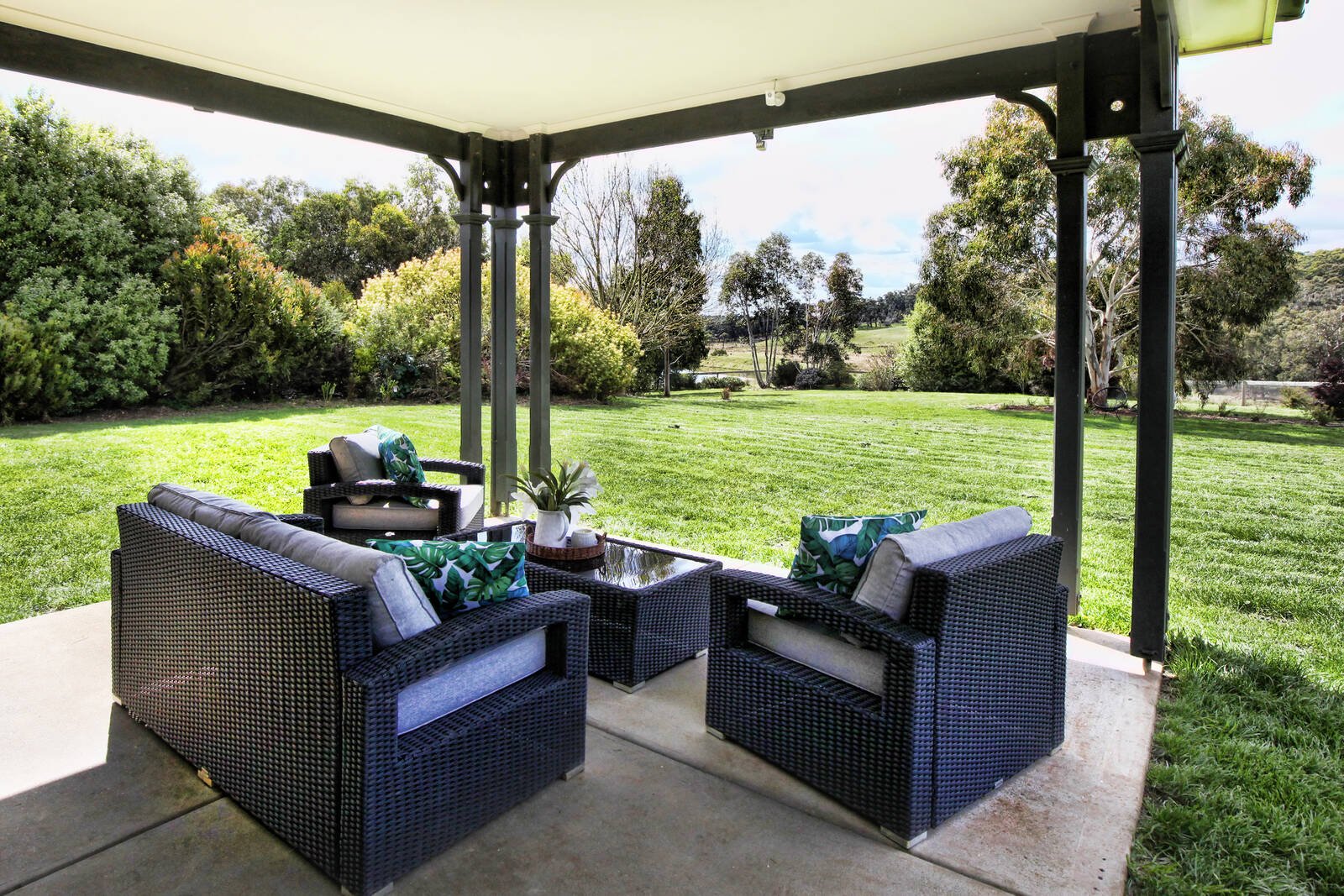 Real Estate and Property in 95 Muntzs Road, Woodend, VIC