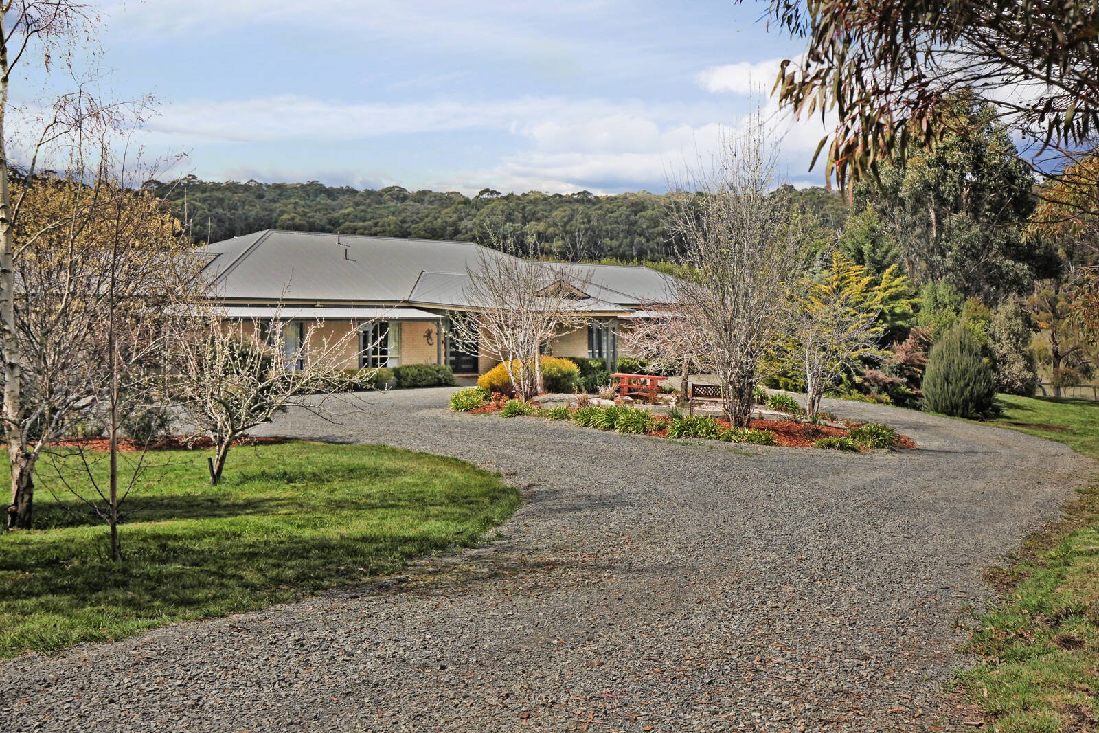 Real Estate and Property in 95 Muntzs Road, Woodend, VIC