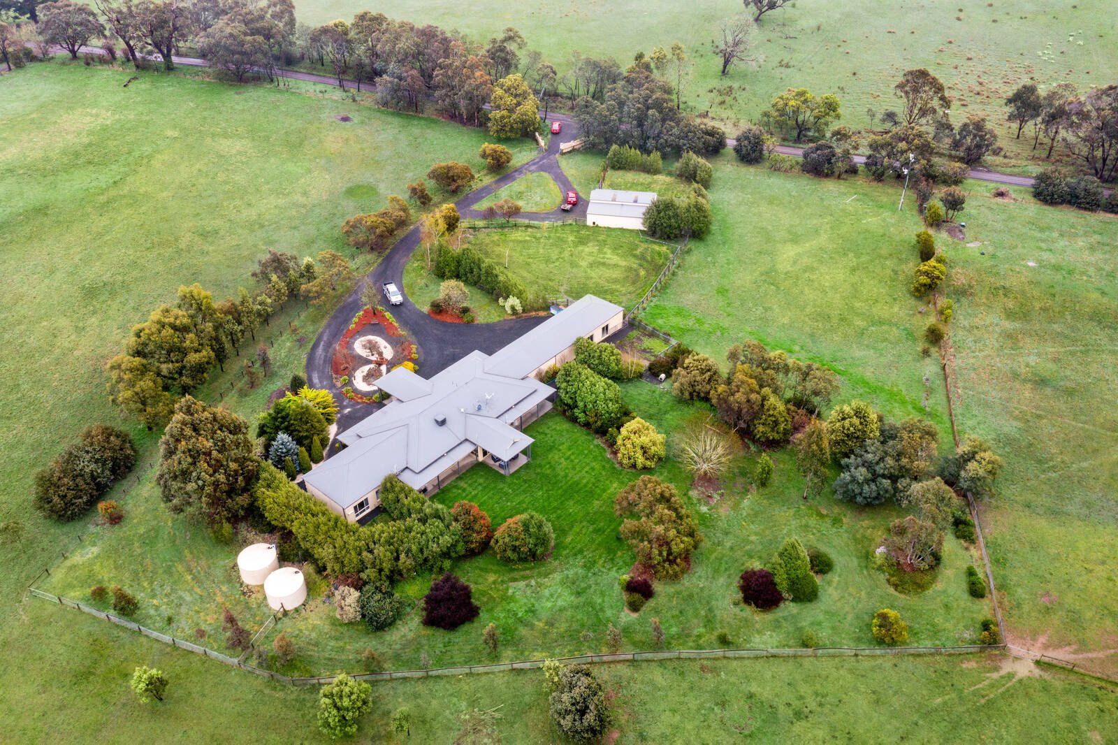 Real Estate and Property in 95 Muntzs Road, Woodend, VIC