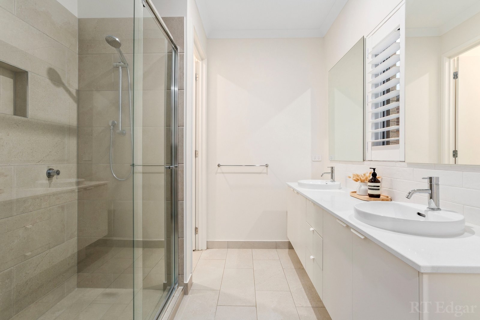 Real Estate and Property in 95 Naturaliste Way, Armstrong Creek, VIC