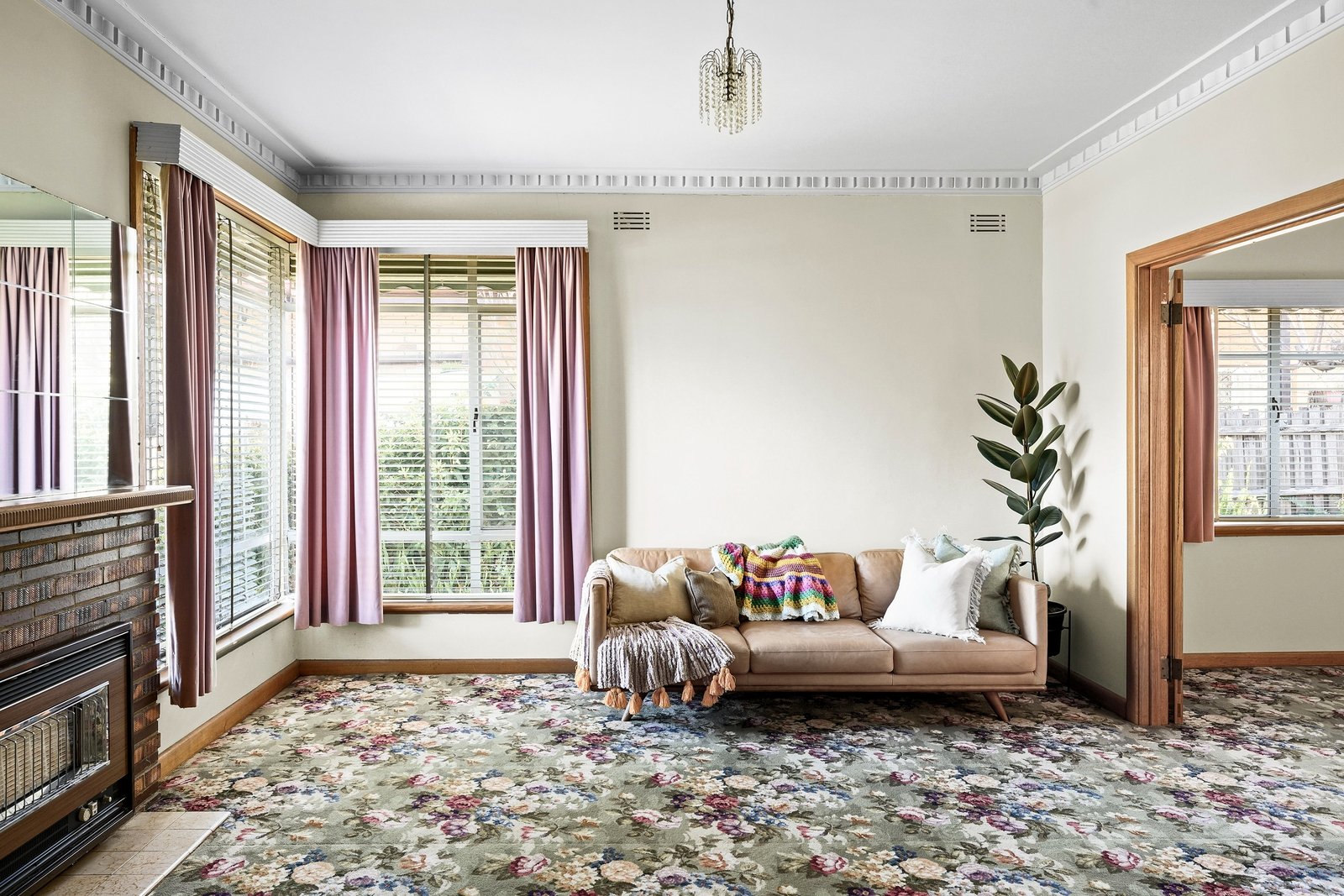 Real Estate and Property in 95 Patterson Road, Bentleigh, VIC