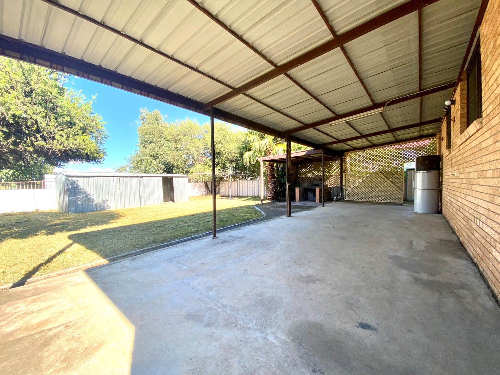 95 Peel Street TAMWORTH 11