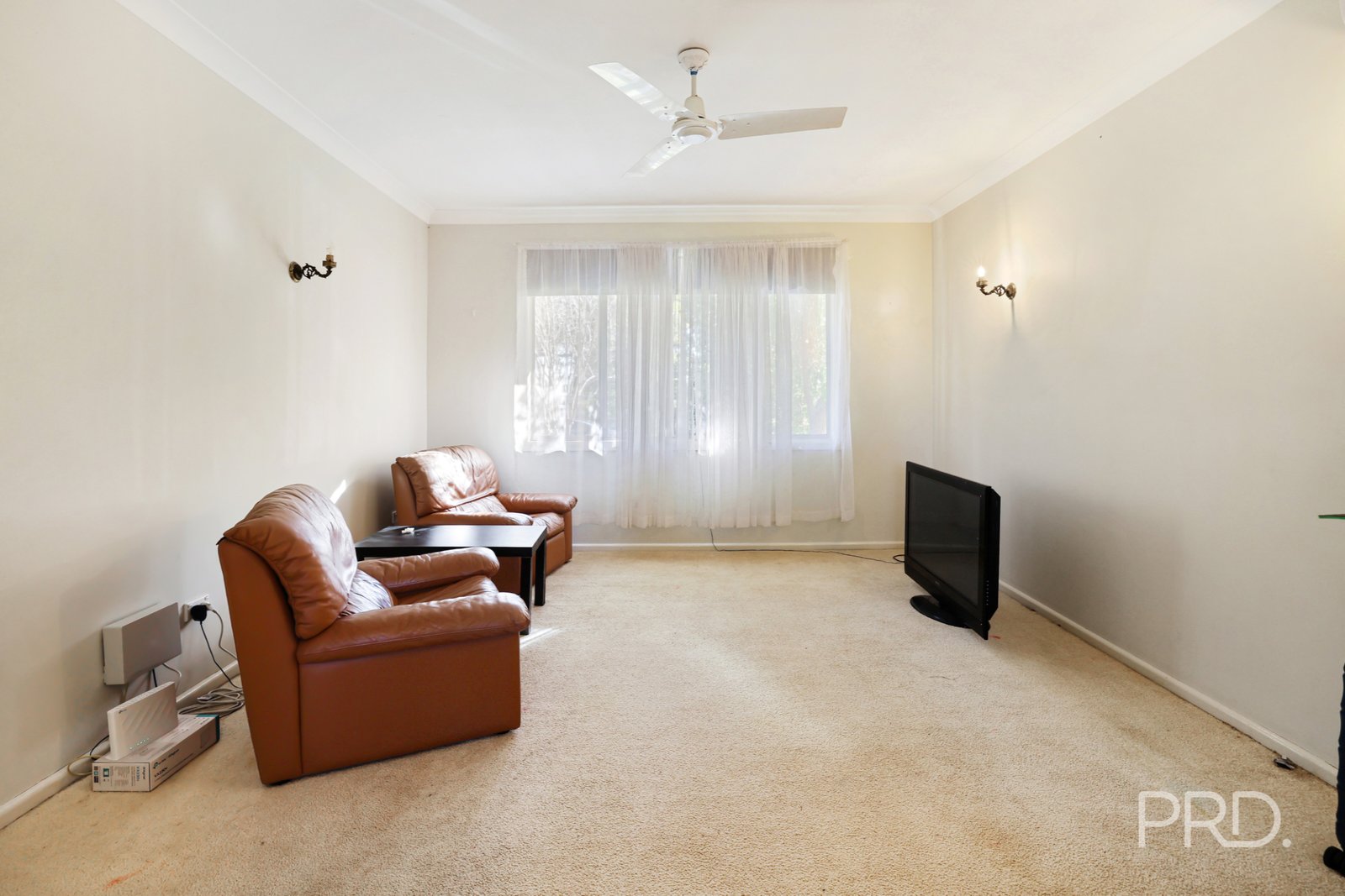 95 Petra Avenue TAMWORTH 5
