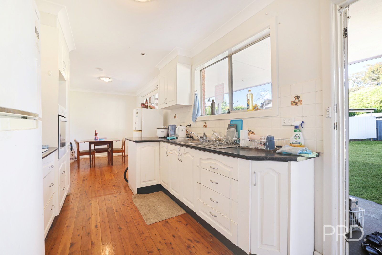 95 Petra Avenue TAMWORTH 11