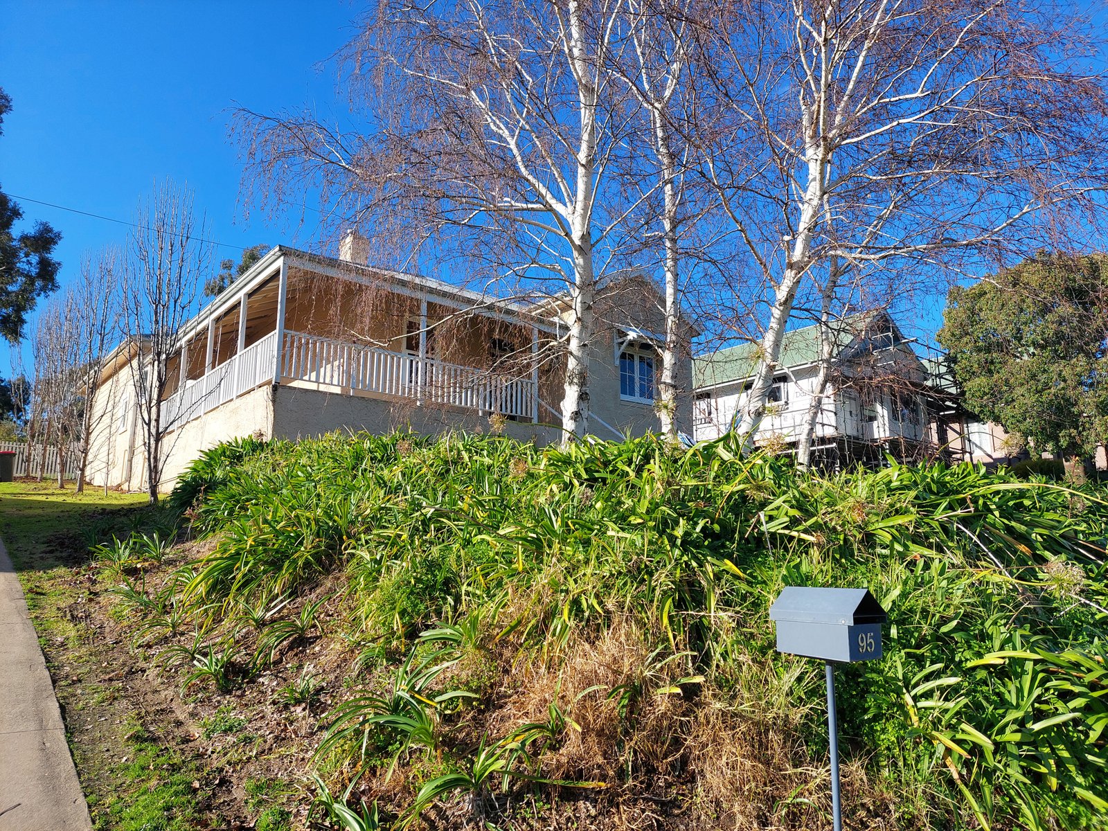 95 Punch Street GUNDAGAI 2