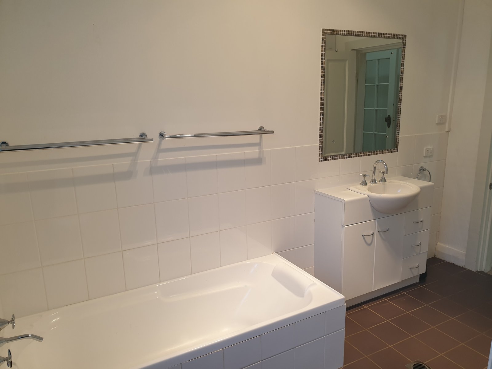 95 Punch Street GUNDAGAI 16