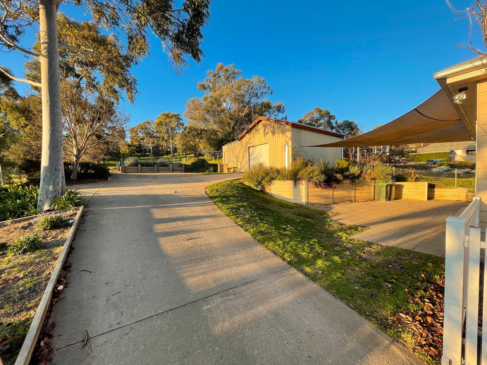95 Punch Street GUNDAGAI 22