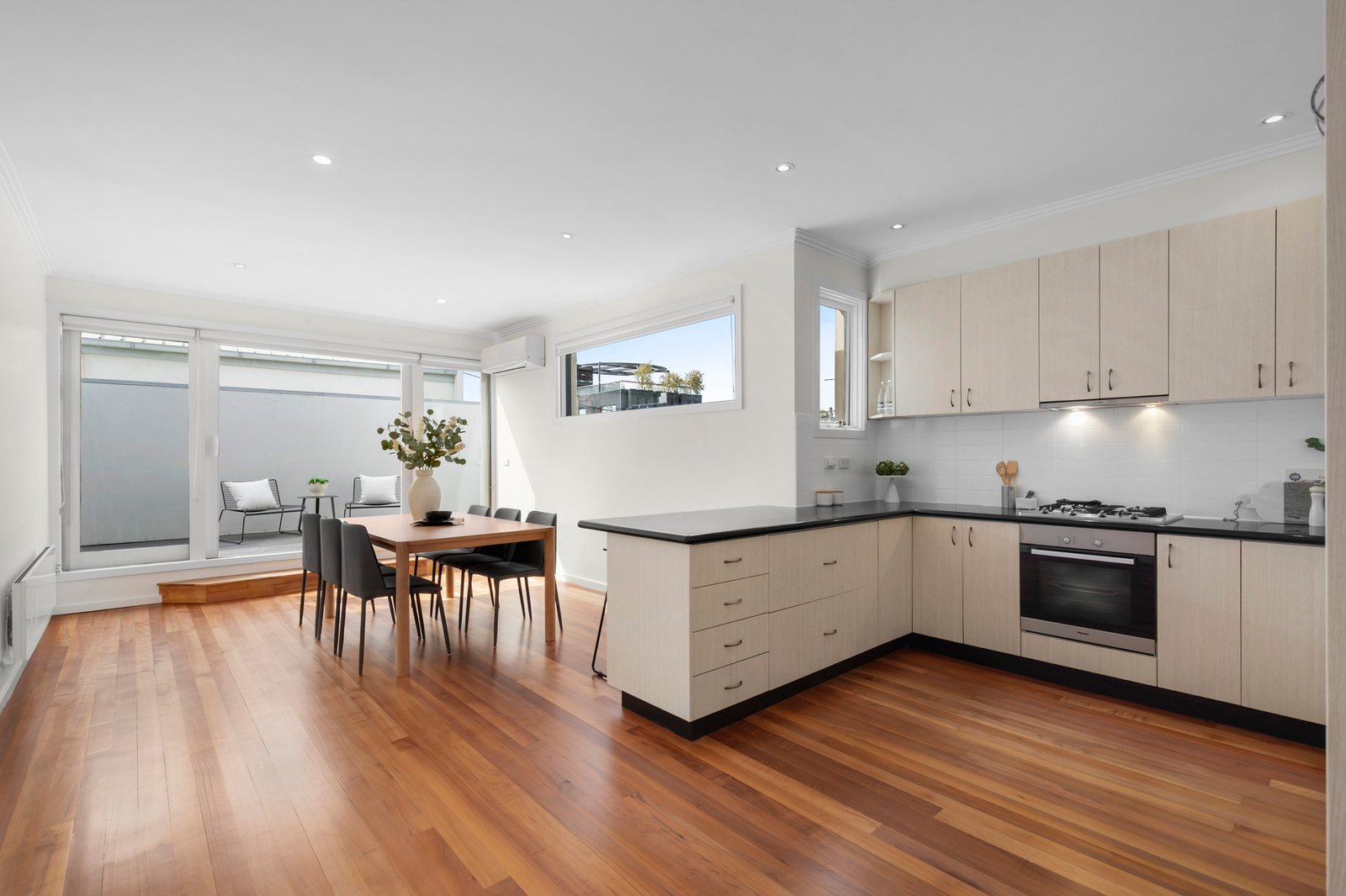 95 Ross Street, Port Melbourne, 3207