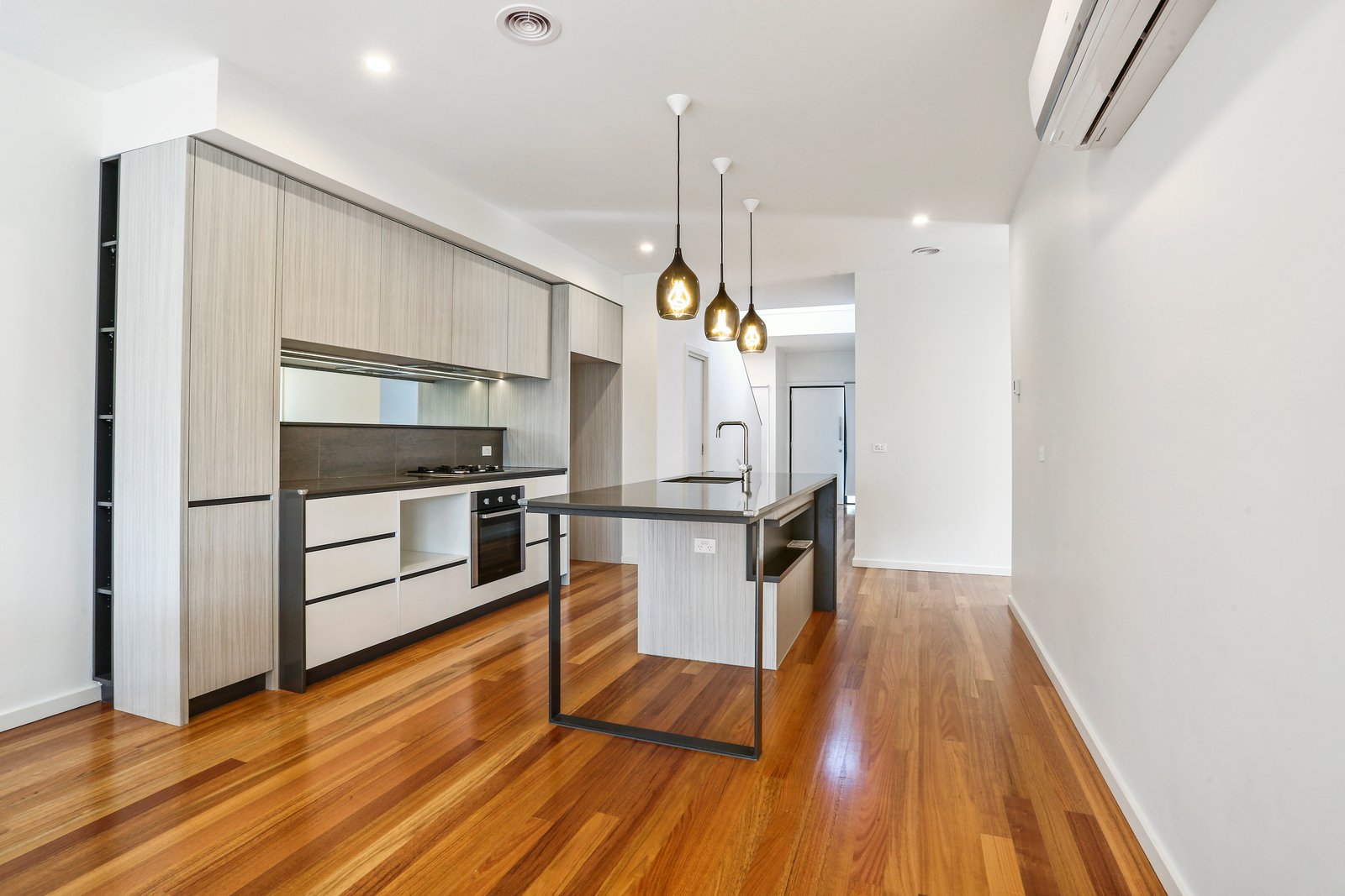 Gallery: 95 Stanley Road