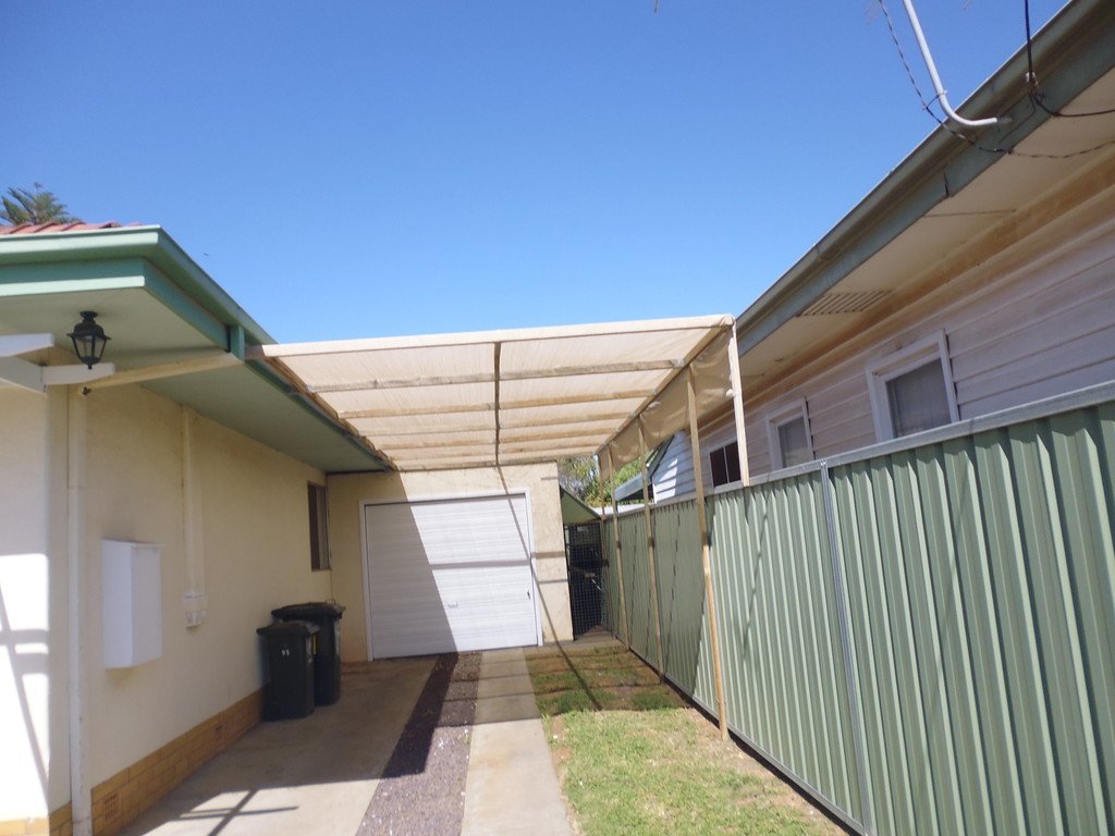 95 Thirteenth Street MILDURA 7