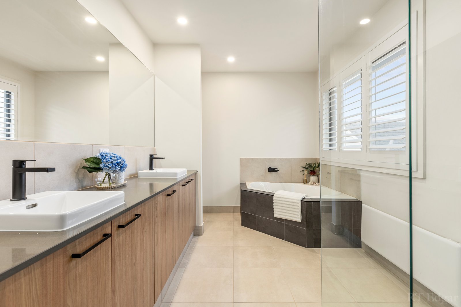 Real Estate and Property in 95 Winfield Road, Balwyn North, VIC