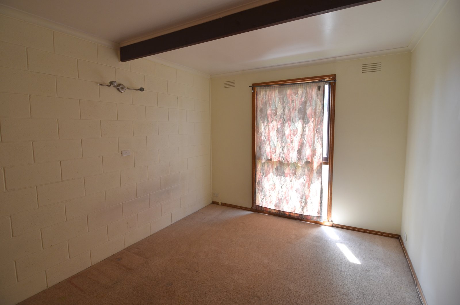 Gallery: 9/51-53 Merlin Crescent