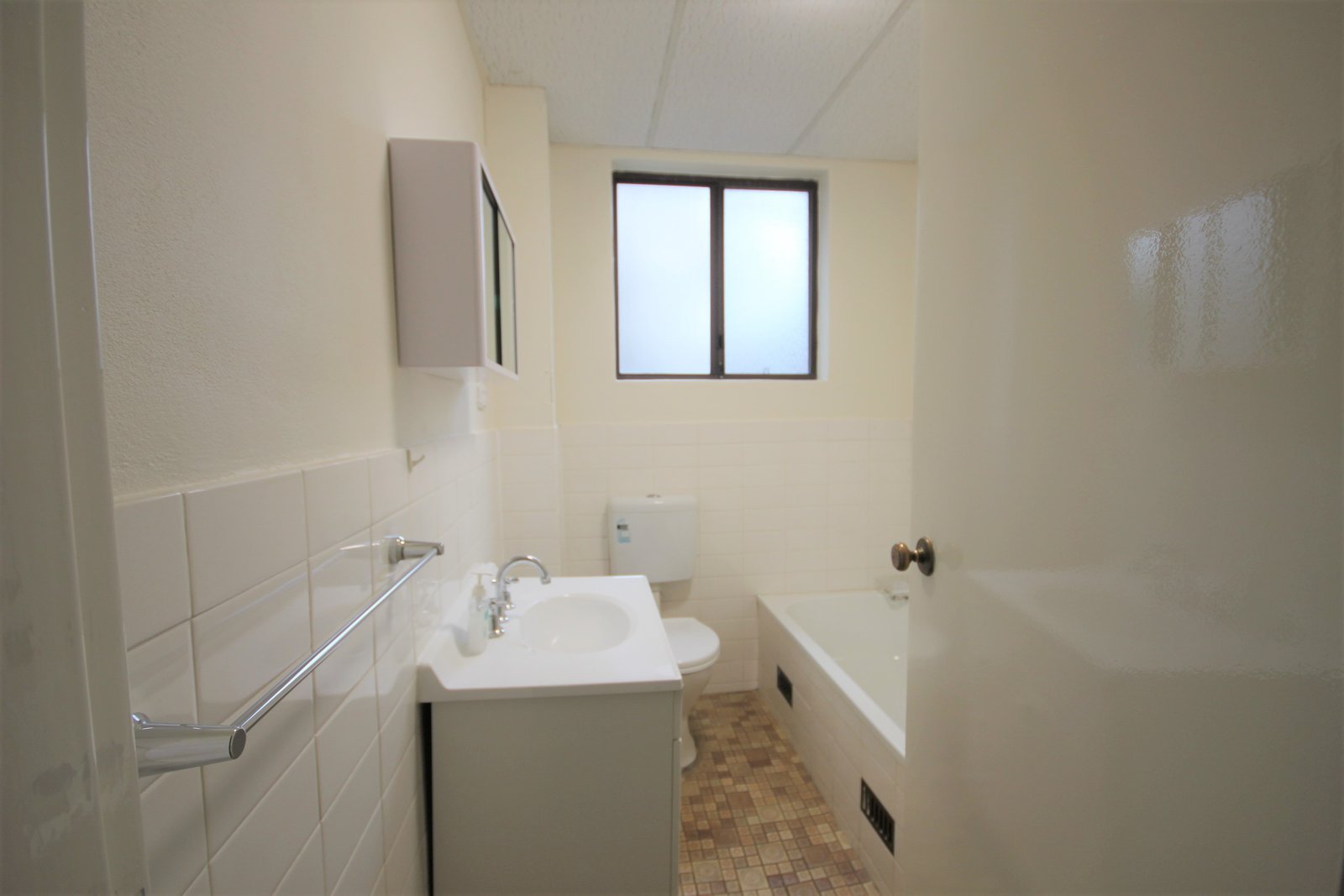 9/52 Warialda Street KOGARAH 7
