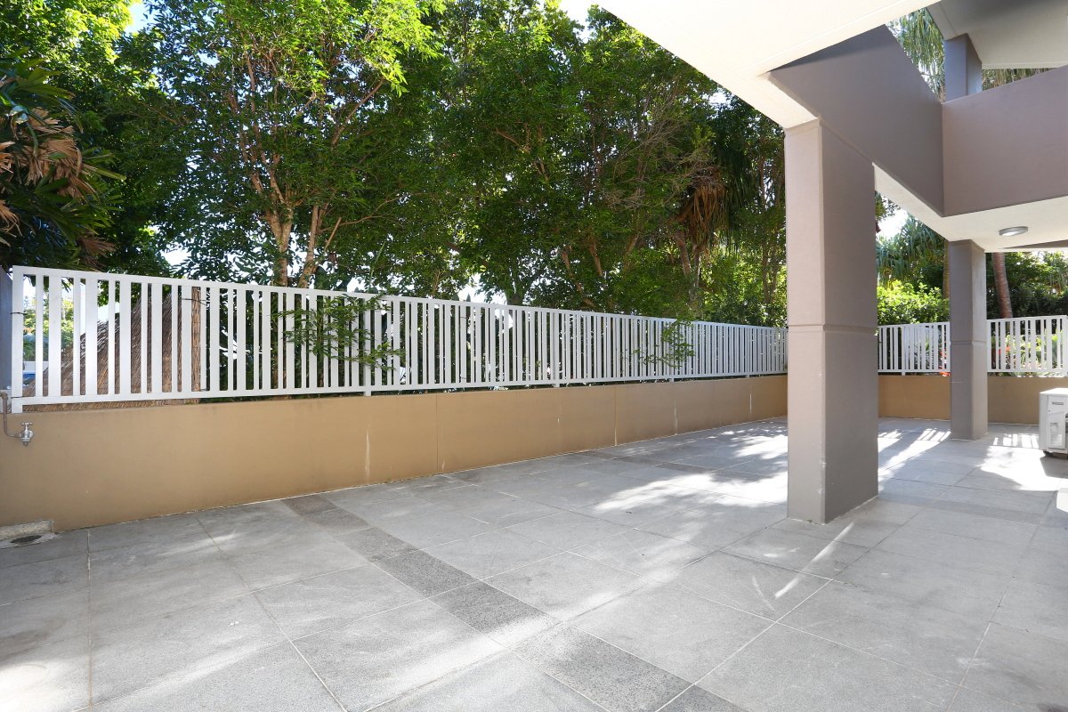 9/53 Darrambal Street CHEVRON ISLAND 3