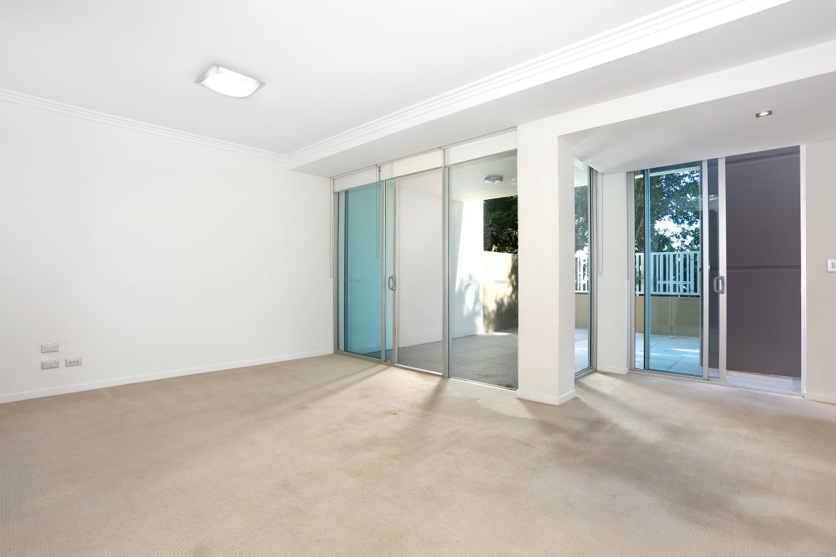 9/53 Darrambal Street CHEVRON ISLAND 5