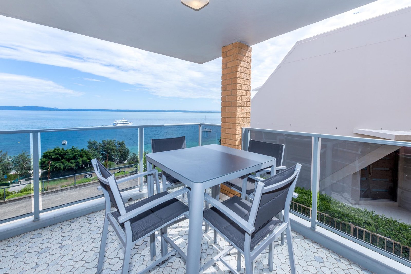 9/53 Victoria Parade NELSON BAY 2