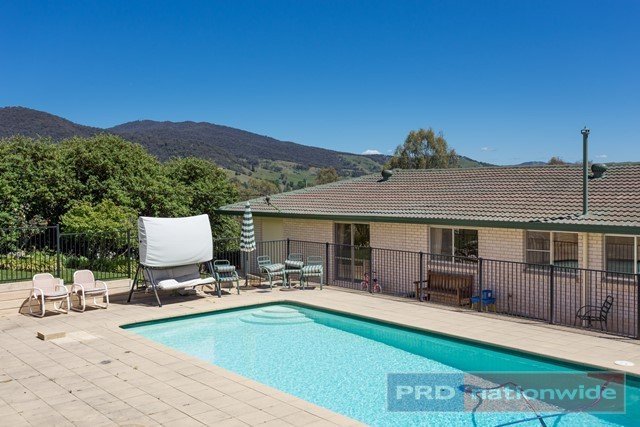 954 Snowy Mountains Highway TUMUT 14