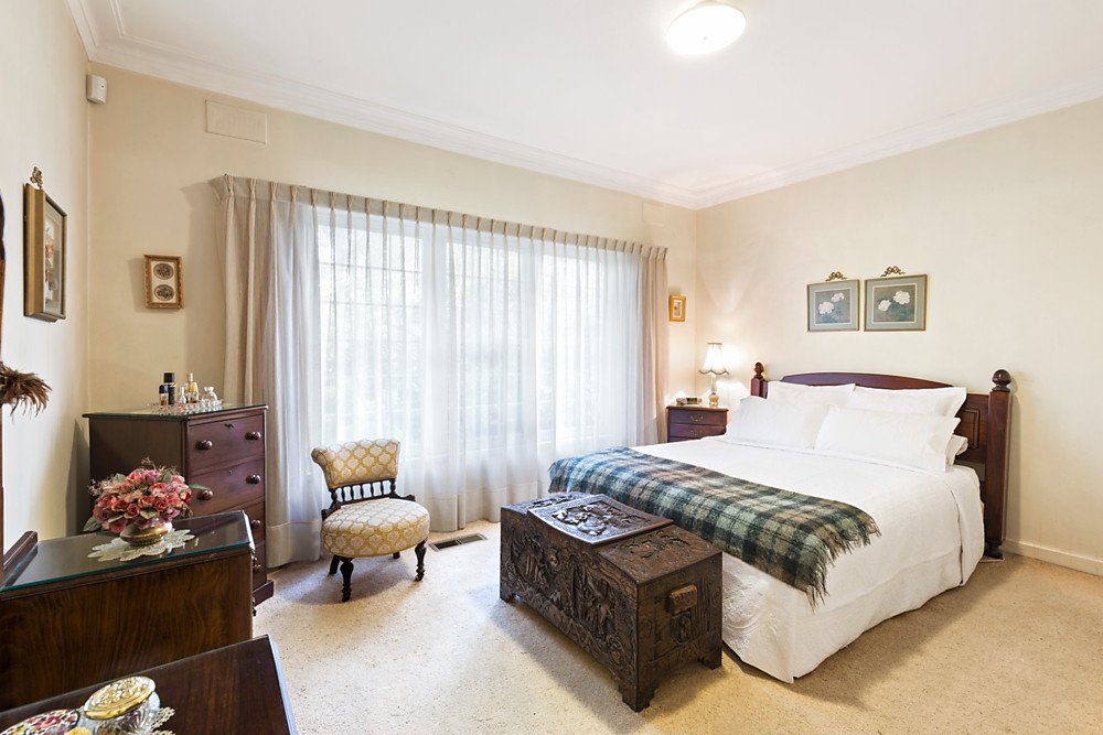 Gallery: 957 Centre Road