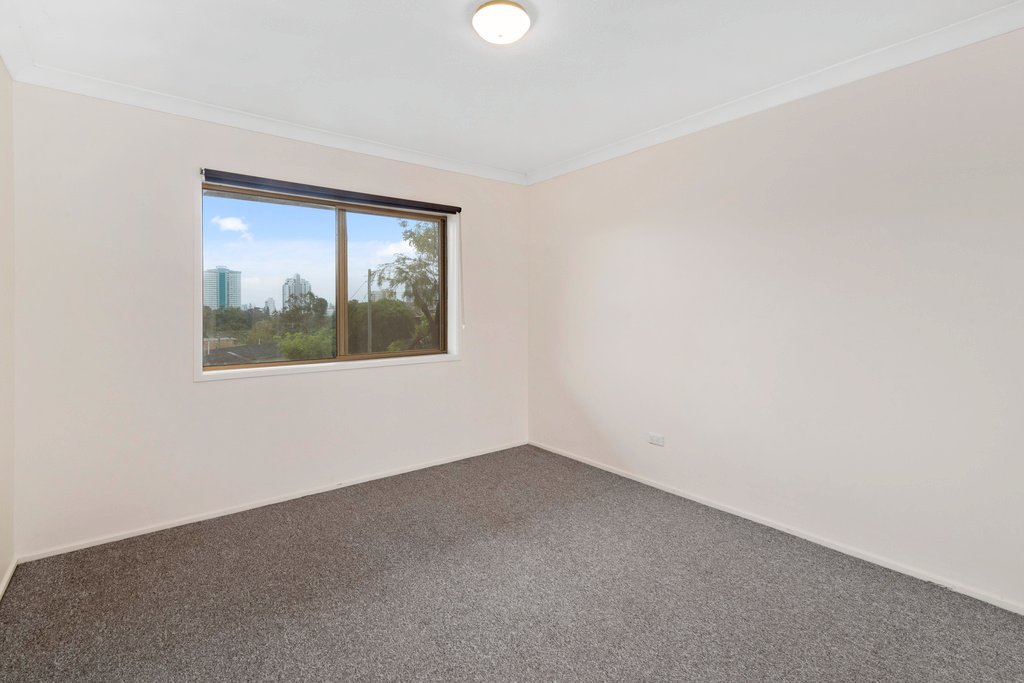 9/57 Dixon Street COOLANGATTA 4