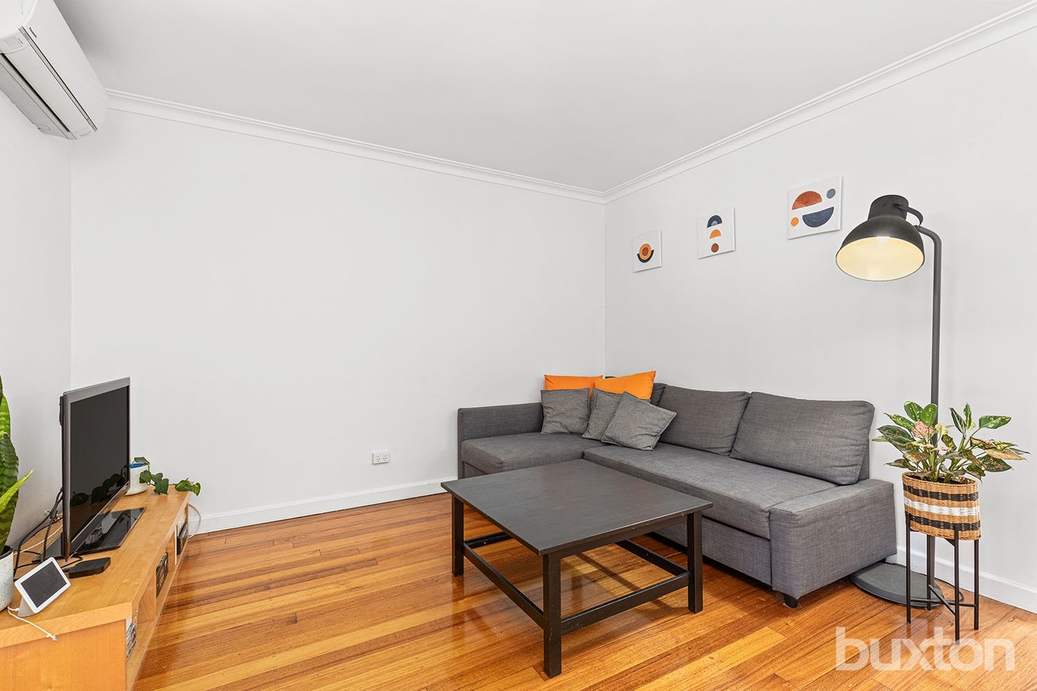 Gallery: 9/58 Beach Road