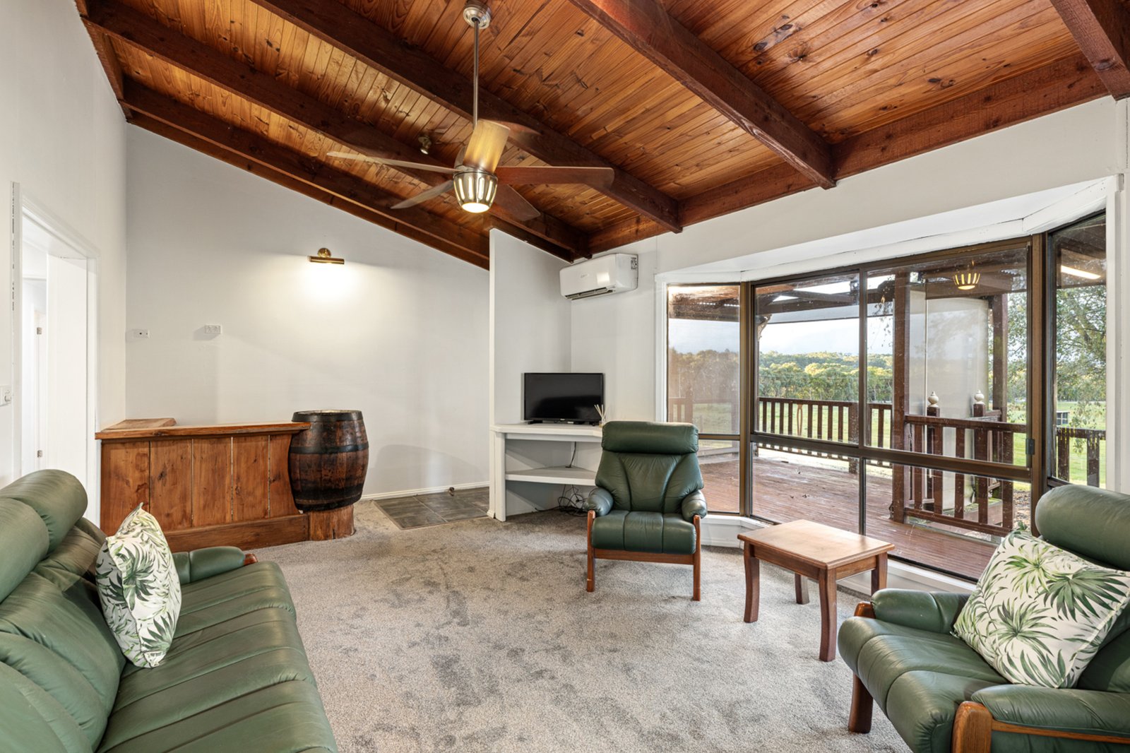 Gallery: 959 Glenelg Highway