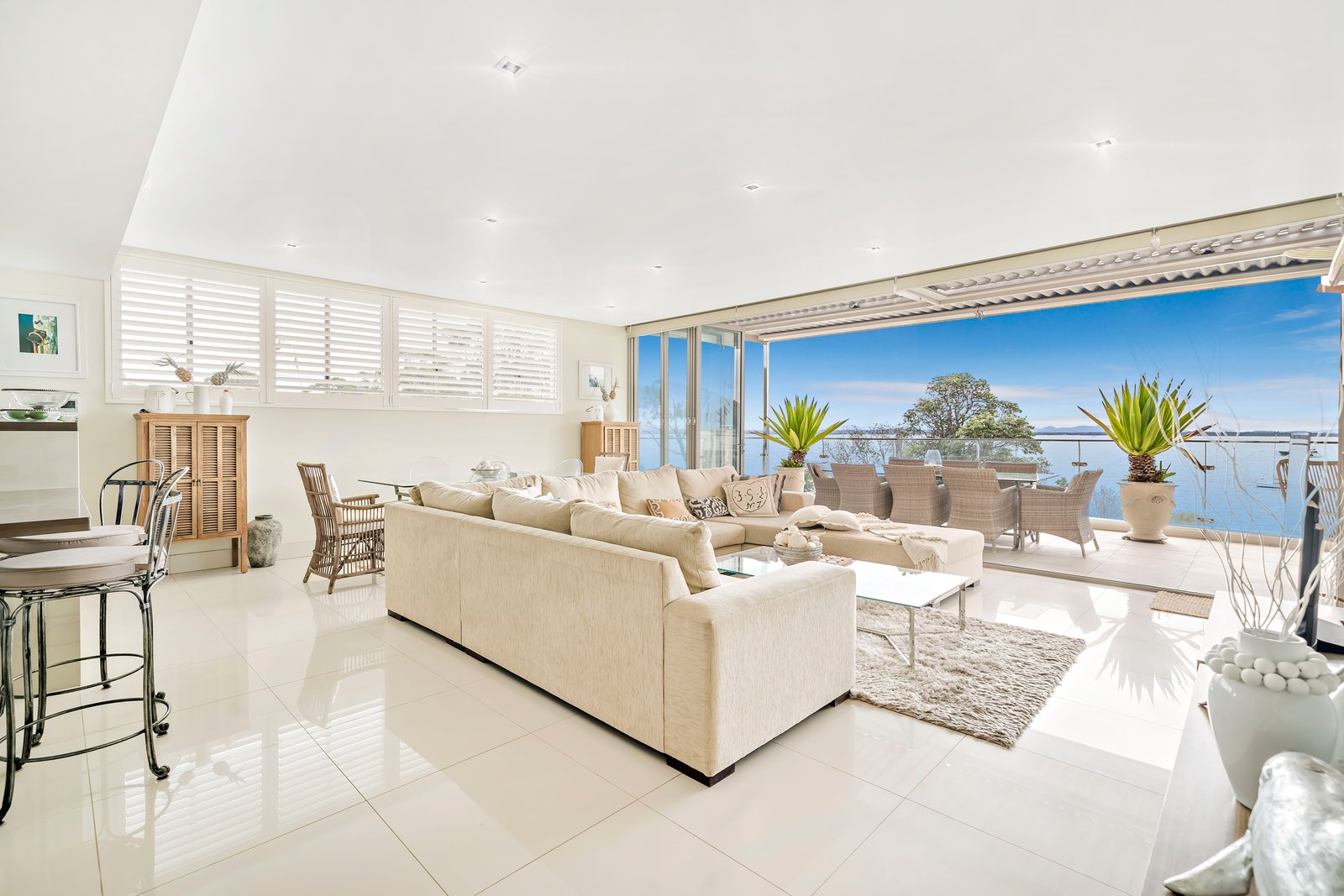 9/59 Shoal Bay Road SHOAL BAY 4