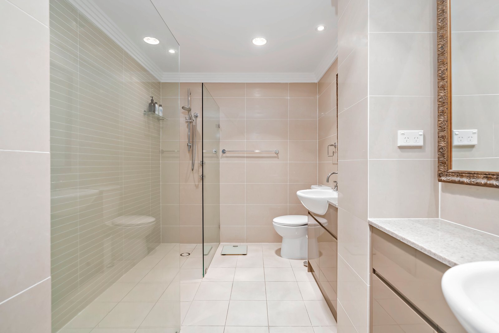 9/59 Shoal Bay Road SHOAL BAY 19